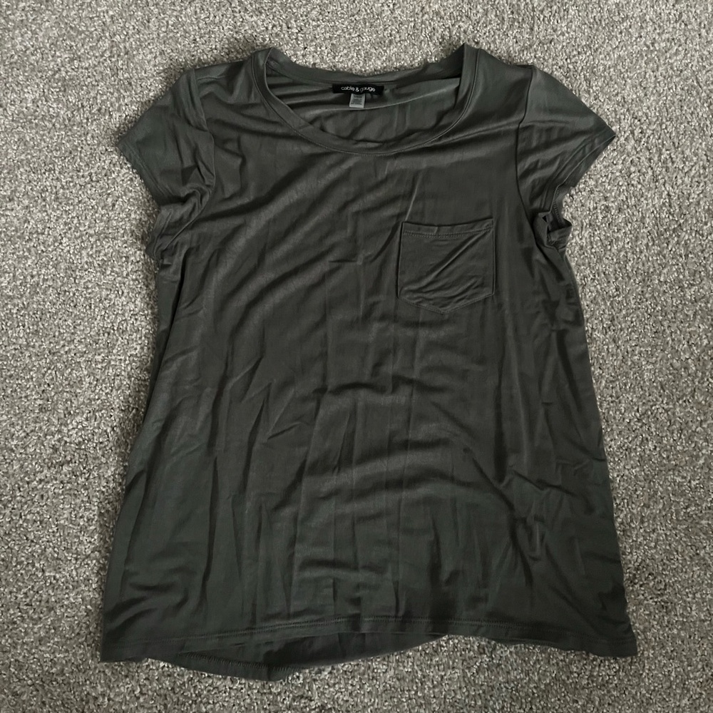 Cable & Gauge Green Flowy Cap Sleeve T-Shirt